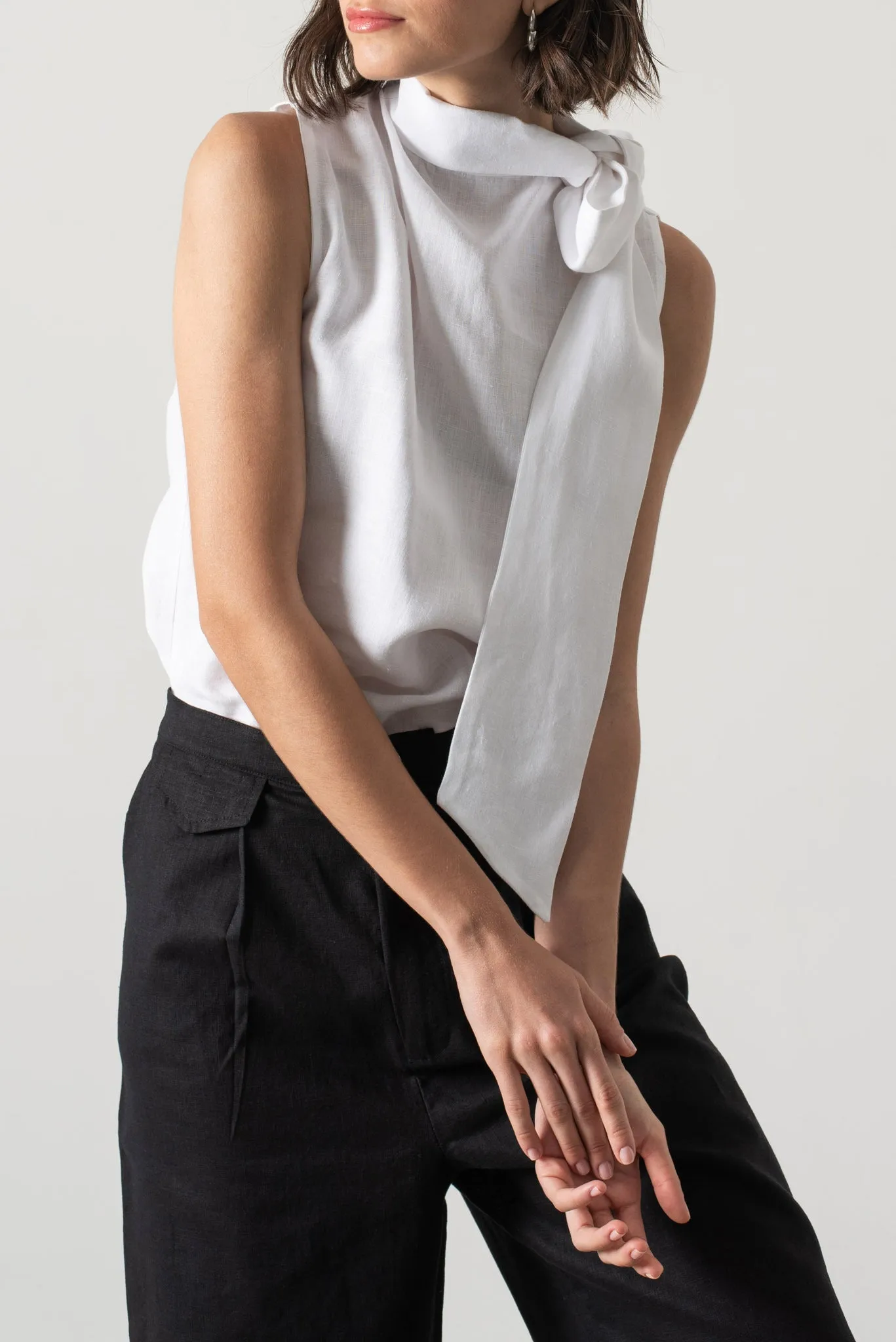 Axel Linen Tie Top White