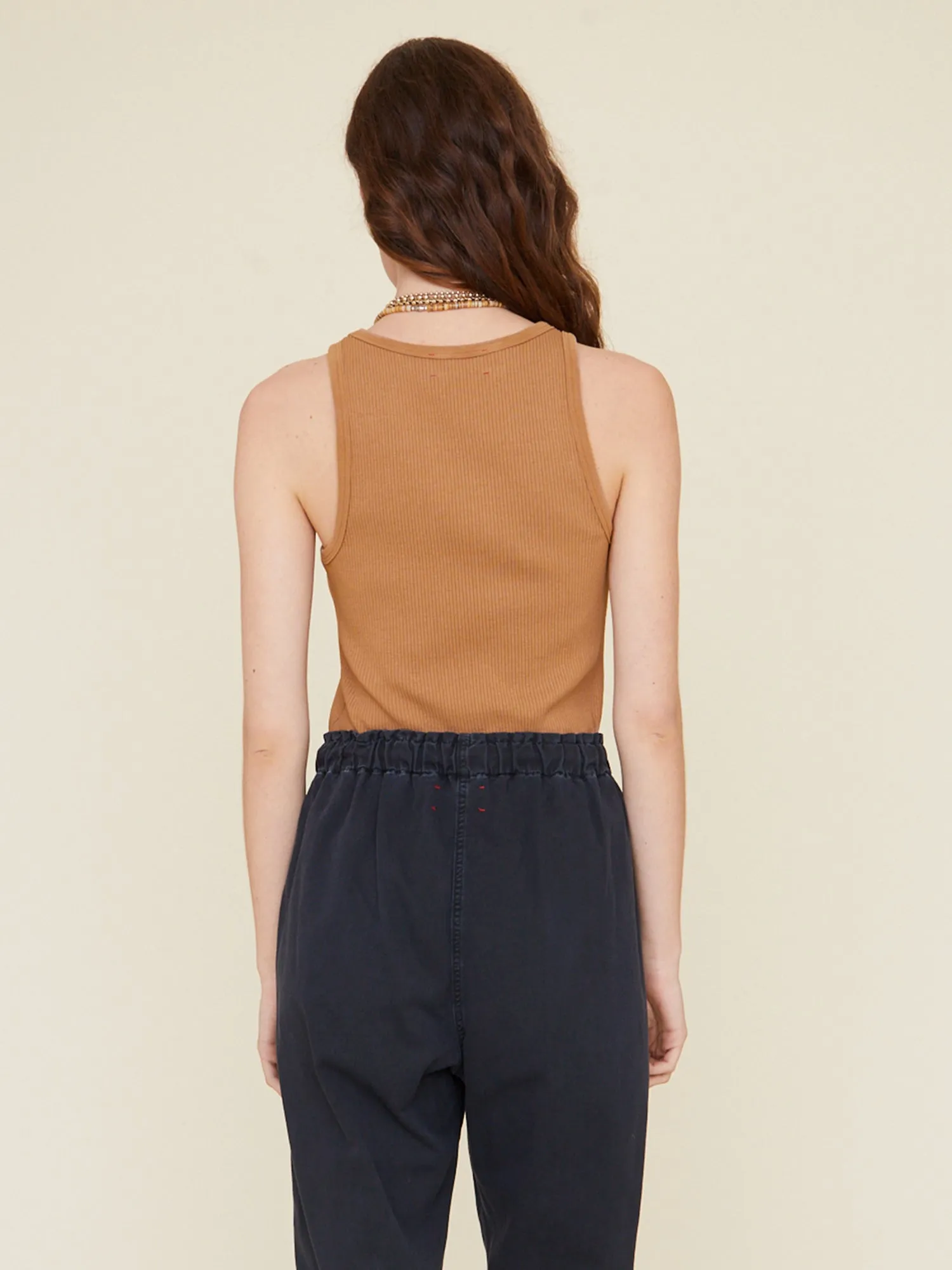 Xirena - Arynn Tank Top in Sand Dune